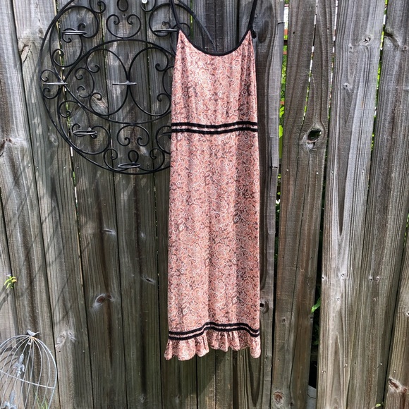 LC Lauren Conrad Dresses & Skirts - 🛍️LC LAUREN CONRAD Print MIDI Dress XS